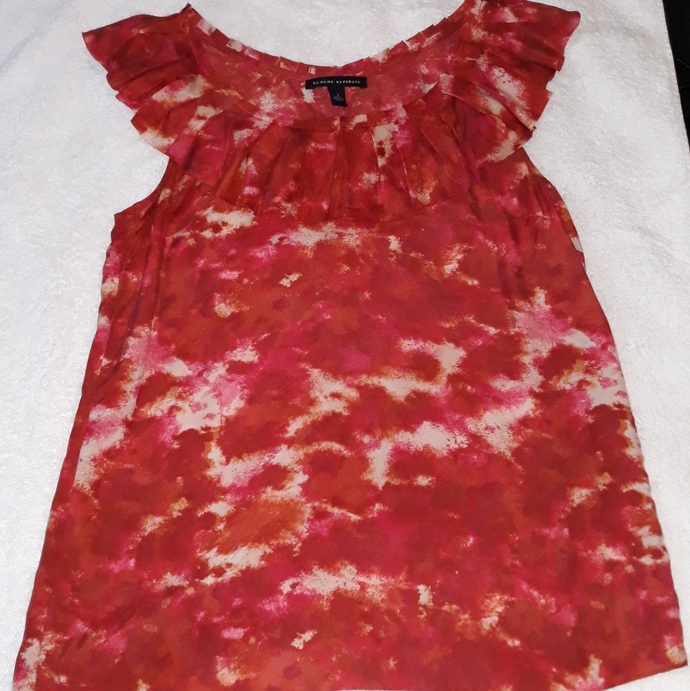 Banana Republic 100% silk sleeveless tank blouse S